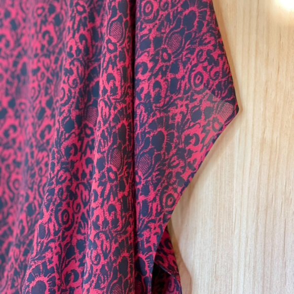 Vince Camuto Blouse - Picture 2 of 6